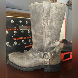 💥Grey Steel Toe Boots 💥